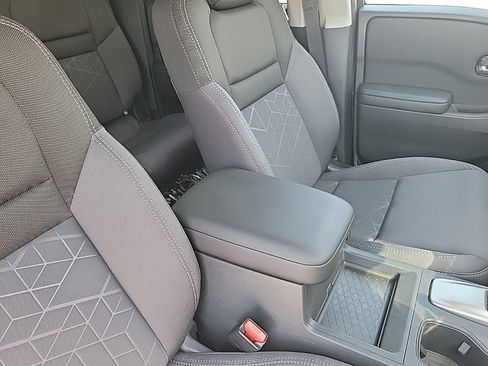 New 2026 Nissan Frontier SV w/ Tow Package RWD image 41