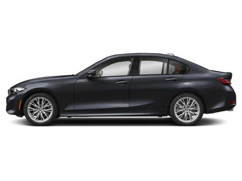 Used 2024 BMW 330i Sedan w/ Convenience Package RWD image 3