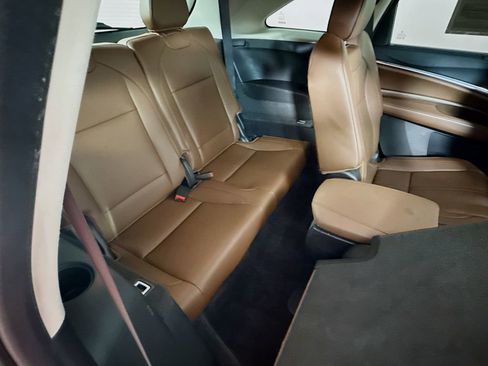 Used 2018 Acura MDX FWD w/ Advance Package image 25