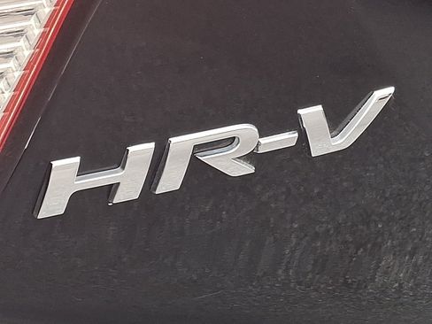 Used 2022 Honda HR-V Sport image 28
