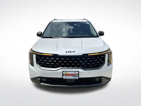 New 2025 Kia Carnival SX Prestige FWD image 8