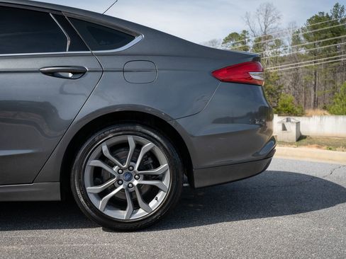 Used 2017 Ford Fusion S w/ Equipment Group 101A image 6