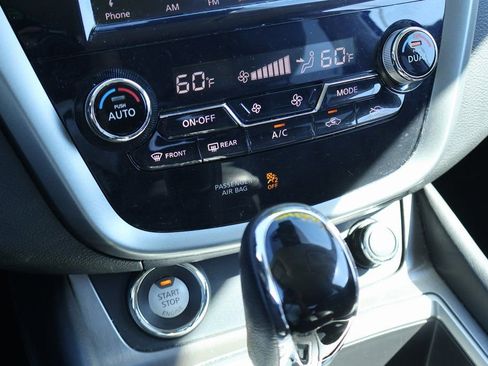 Used 2023 Nissan Murano SV image 14