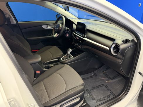 Used 2022 Kia Forte Sedan FWD image 22