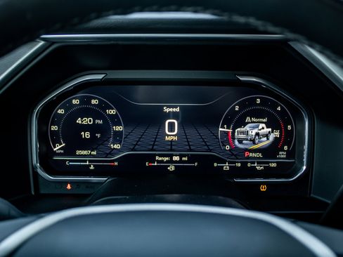 Used 2024 GMC Sierra 2500 Denali w/ Technology Package image 29