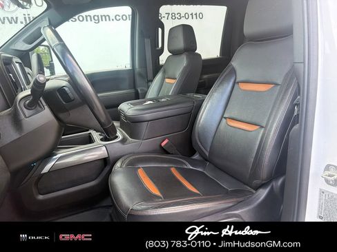 Used 2020 GMC Sierra 2500 AT4 w/ AT4 Premium Package AWD/4WD image 7
