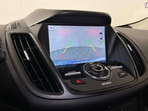 Certified 2017 Ford Escape Titanium image 23