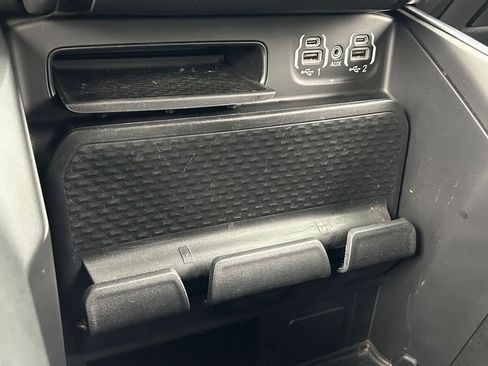 Used 2022 RAM 1500 Big Horn w/ Night Edition RWD image 25