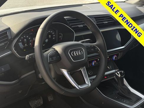 Used 2025 Audi Q3 2.0T Premium w/ Convenience Package image 19