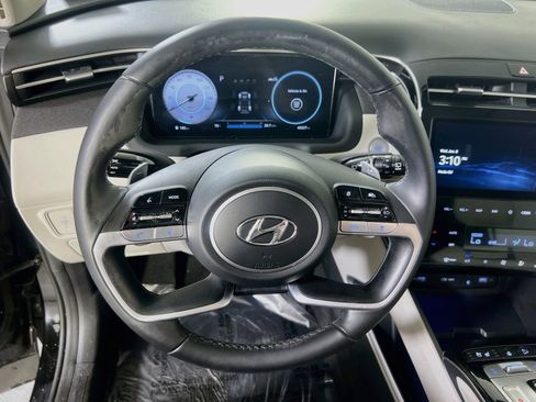 Used 2023 Hyundai Tucson Limited w/ Winter Package AWD/4WD image 11