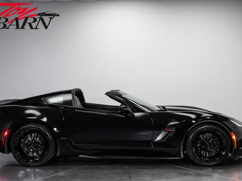Used 2017 Chevrolet Corvette Grand Sport RWD image 6