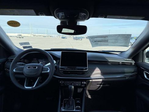 New 2026 Jeep Compass Trailhawk image 21