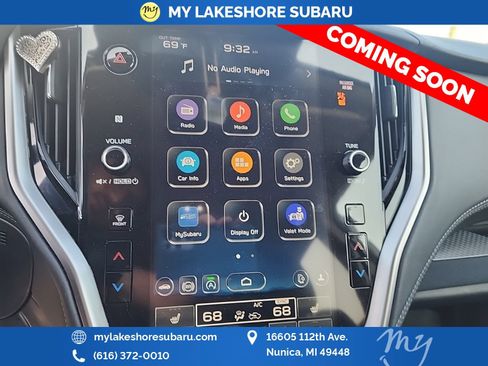 Used 2024 Subaru Outback Premium AWD/4WD image 12