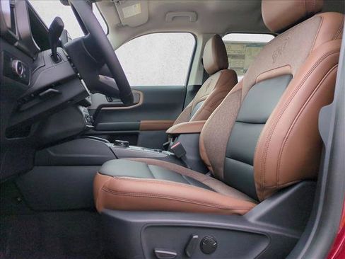 New 2026 Ford Bronco Sport Outer Banks w/ Outer Banks Tech Package+ AWD/4WD image 4