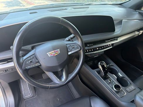 Certified 2025 Cadillac XT4 Premium Luxury FWD image 11