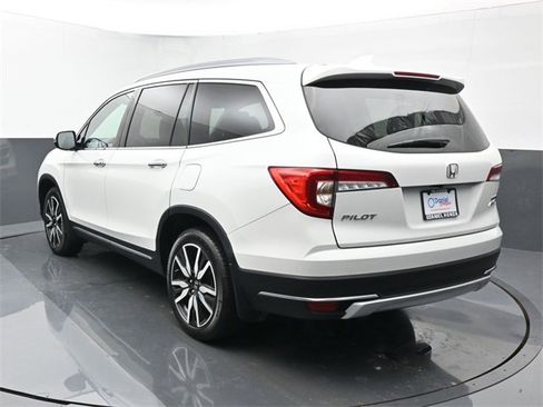 Used 2022 Honda Pilot Touring image 3