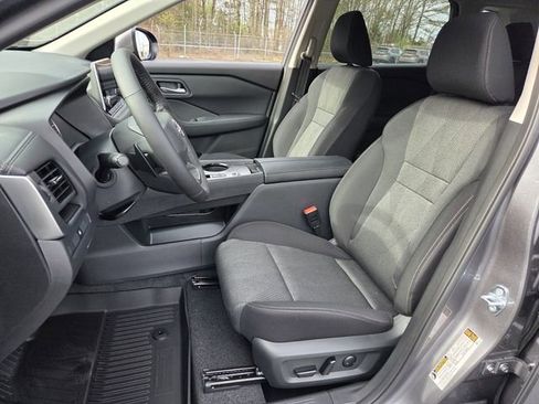 New 2026 Nissan Rogue SV image 5