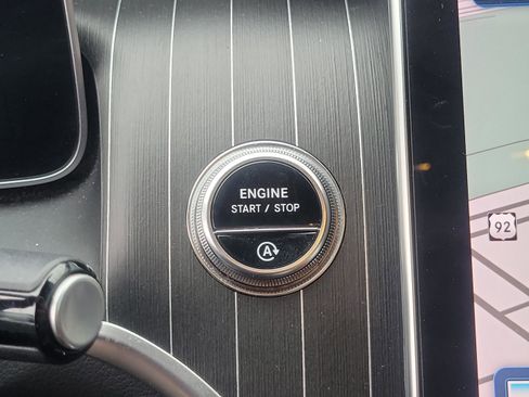 Certified 2024 Mercedes-Benz GLC 300 image 24