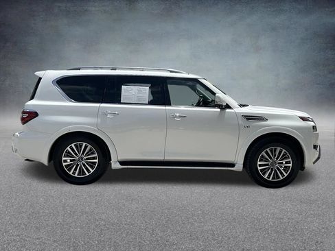 Used 2022 Nissan Armada SL AWD/4WD image 4