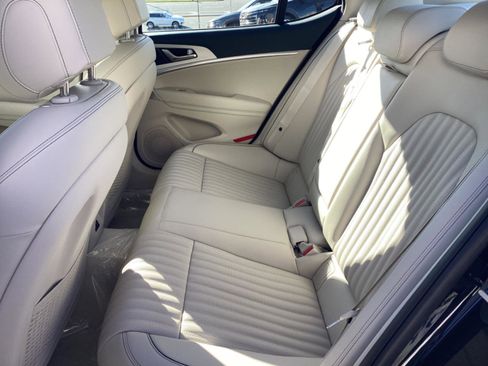 New 2026 Genesis G70 2.5T Prestige image 13