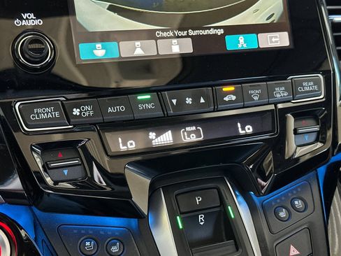 Used 2018 Honda Odyssey Elite image 22