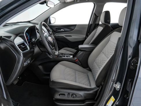 Used 2021 Chevrolet Equinox LS w/ LS Convenience Package FWD image 29