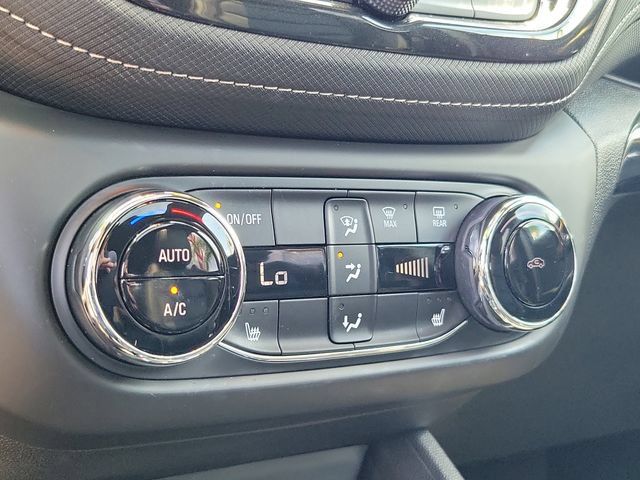 Used 2023 Chevrolet TrailBlazer ACTIV w/ Sun and Liftgate Package AWD/4WD image 28