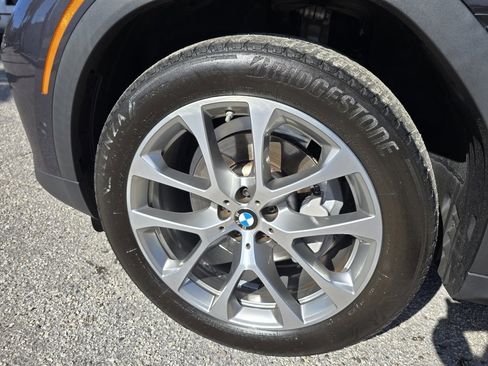 Used 2021 BMW X6 sDrive40i w/ Convenience Package image 11