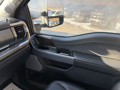 Used 2024 Ford F250 Lariat image 26