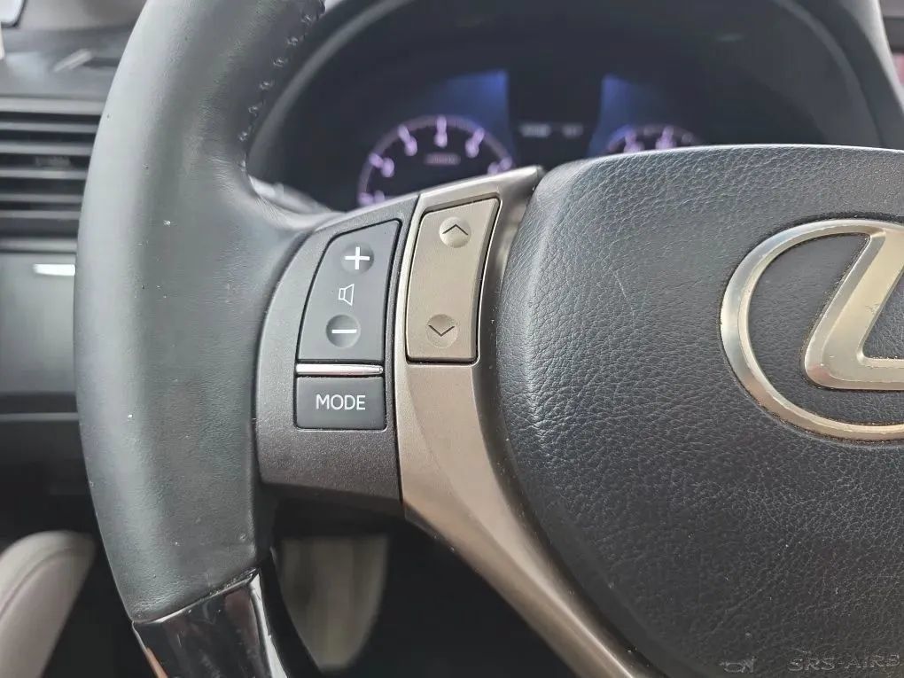 Used 2014 Lexus RX 350 FWD w/ Navigation Package image 19