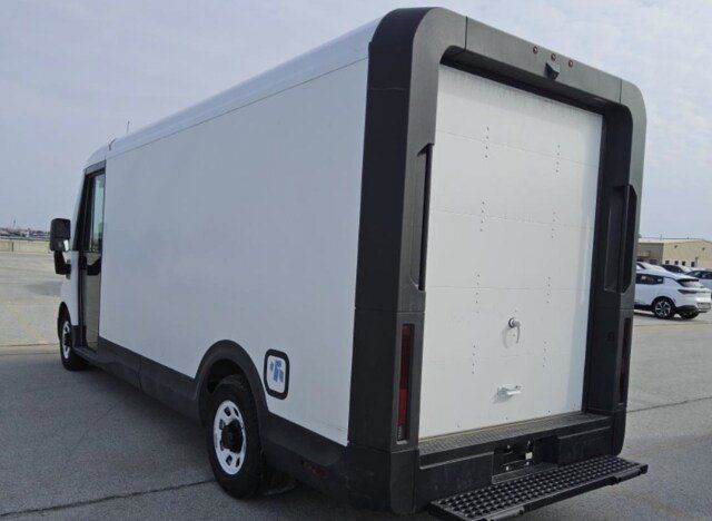 Used 2024 Chevrolet Brightdrop 600 w/ Commercial Equipment Package AWD/4WD image 4