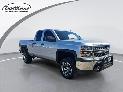 Used 2014 Chevrolet Silverado 1500 W/T w/ Trailering Package AWD/4WD image 1