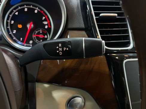 Used 2017 Mercedes-Benz GLS 450 4MATIC image 31