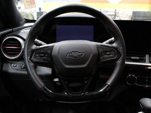 Certified 2024 Chevrolet Trax RS w/ Driver Confidence Package image 18