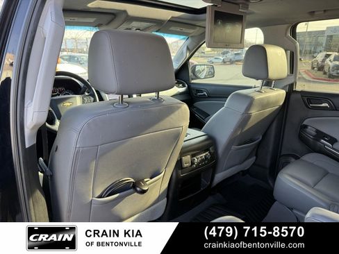 Used 2019 Chevrolet Suburban LT w/ LT Signature Package image 27
