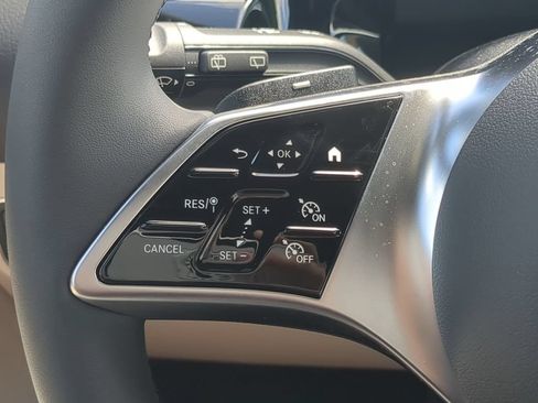 Certified 2026 Mercedes-Benz GLA 250 4MATIC image 12