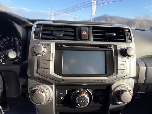 Used 2019 Toyota 4Runner SR5 image 21