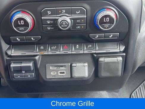 Used 2021 Chevrolet Silverado 1500 LT w/ Texas Edition Plus image 34