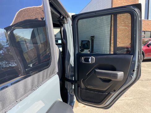 Used 2025 Jeep Wrangler Sport S w/ Convenience Group image 15