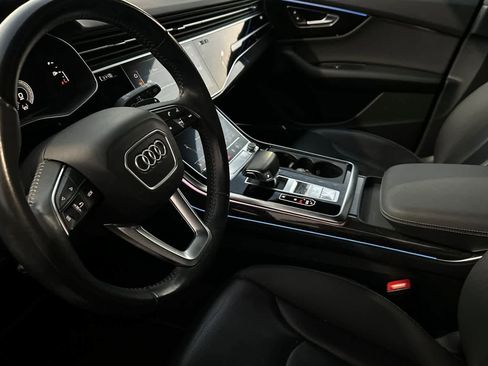 Used 2019 Audi Q8 Prestige image 12