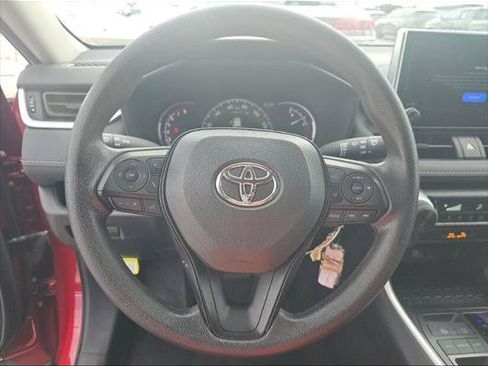 Used 2025 Toyota RAV4 LE FWD image 16
