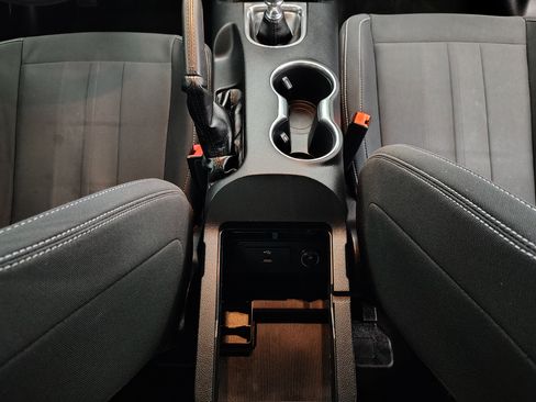 Used 2018 Ford Mustang Coupe image 26