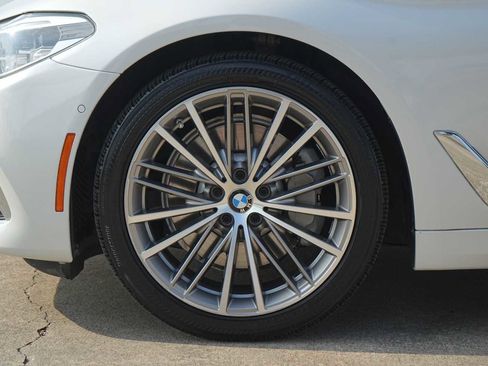 Used 2018 BMW 540i image 7
