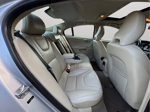 Used 2014 Volvo S60 T5 image 34