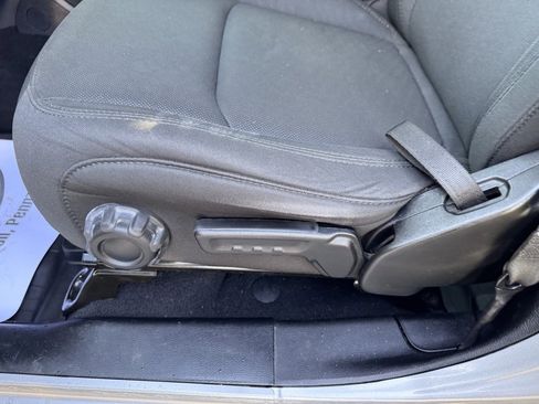 Used 2020 Jeep Gladiator Sport w/ Trailer Tow Package image 21