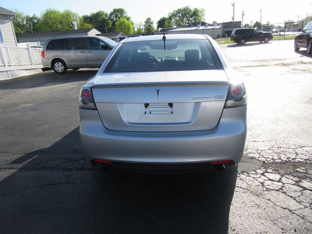 Used 2009 Pontiac G8 w/ Premium Package RWD image 8