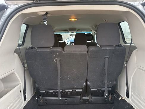 Used 2017 Dodge Grand Caravan SE w/ Power Window Group image 20