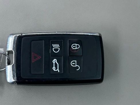 Used 2022 Land Rover Defender 110 XS Edition image 75