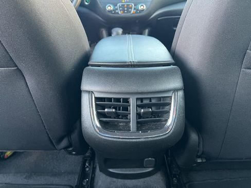 Used 2025 Chevrolet Malibu LT image 25