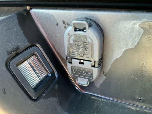 Used 2016 Ford F150 King Ranch w/ Equipment Group 601A Luxury image 20